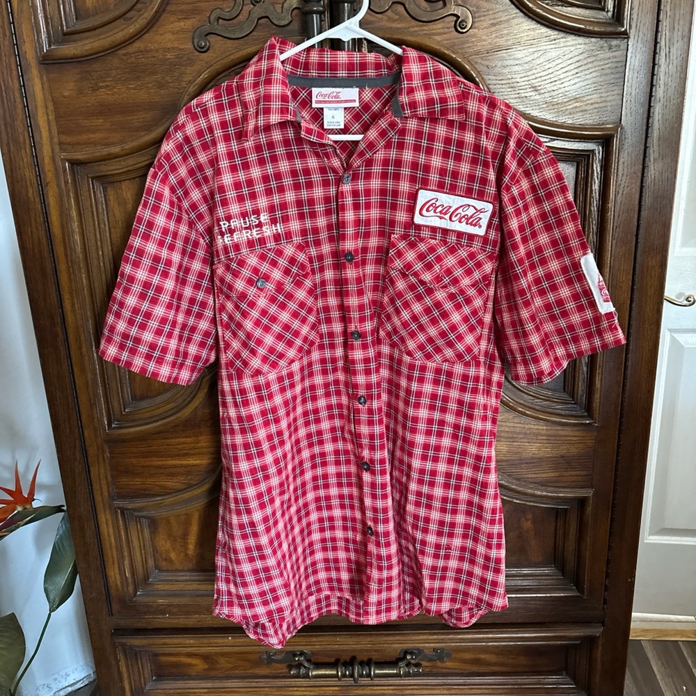 Red Coca-Cola button-up shirt embroidered and patches